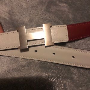 Hermès’ mini buckle belt
